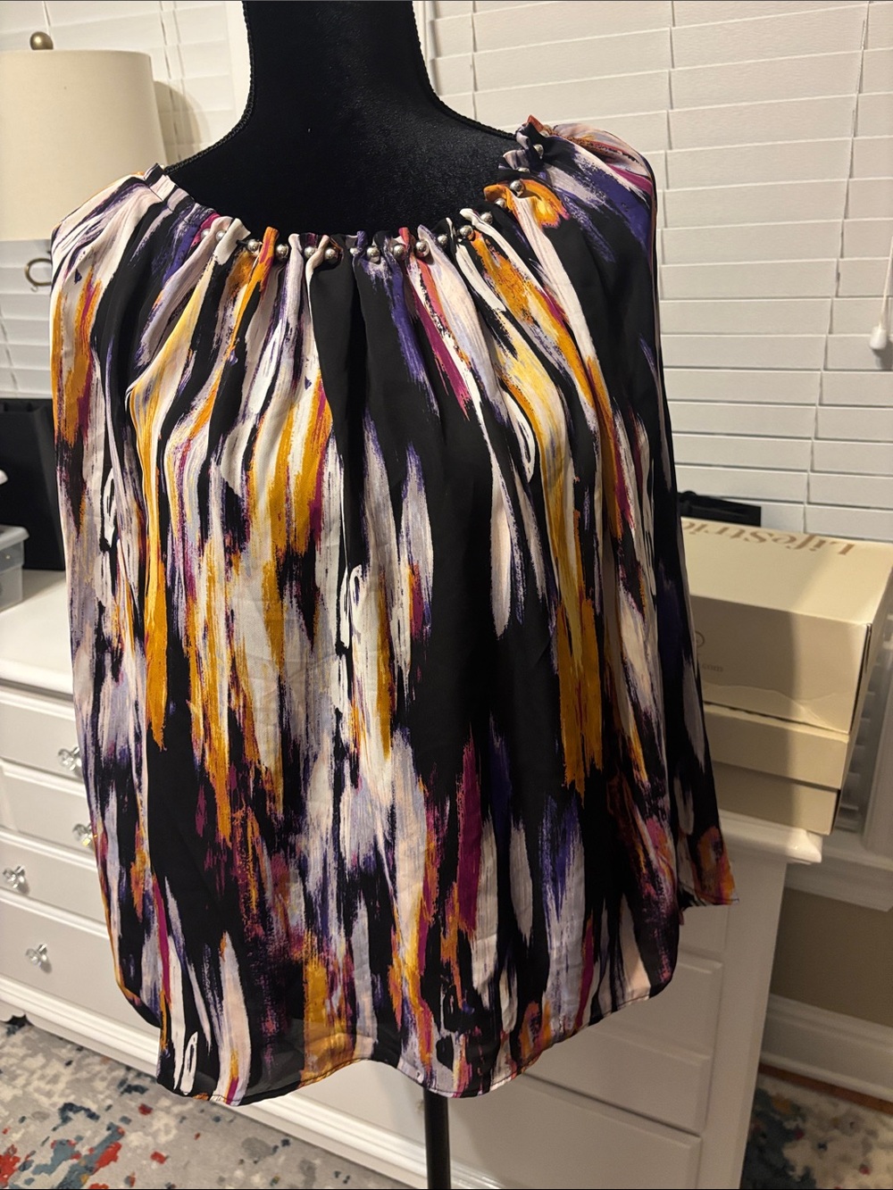 Jennifer Lopez Black Multicolor Brushstroke Off-Shoulder Blouse